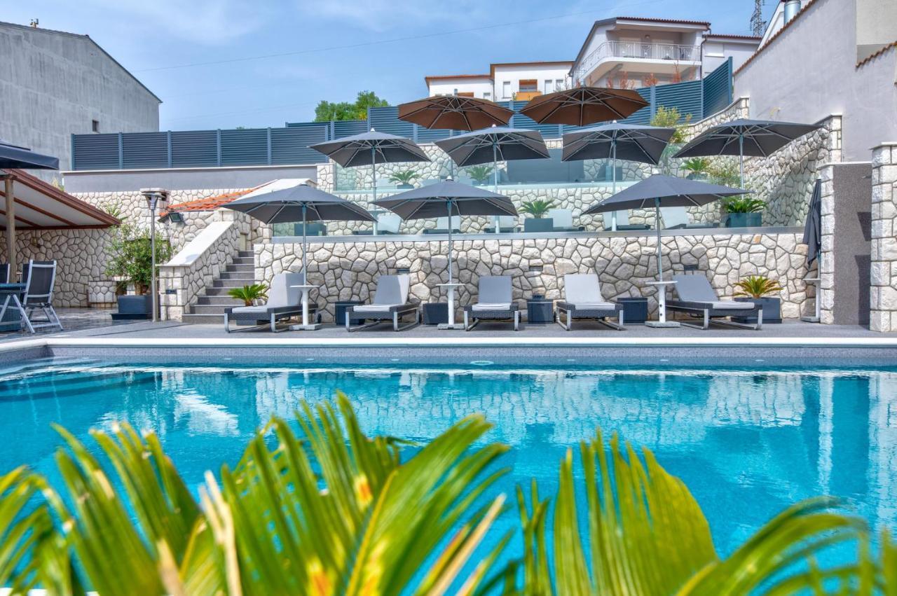 Villa Vivien Crikvenica Exterior foto